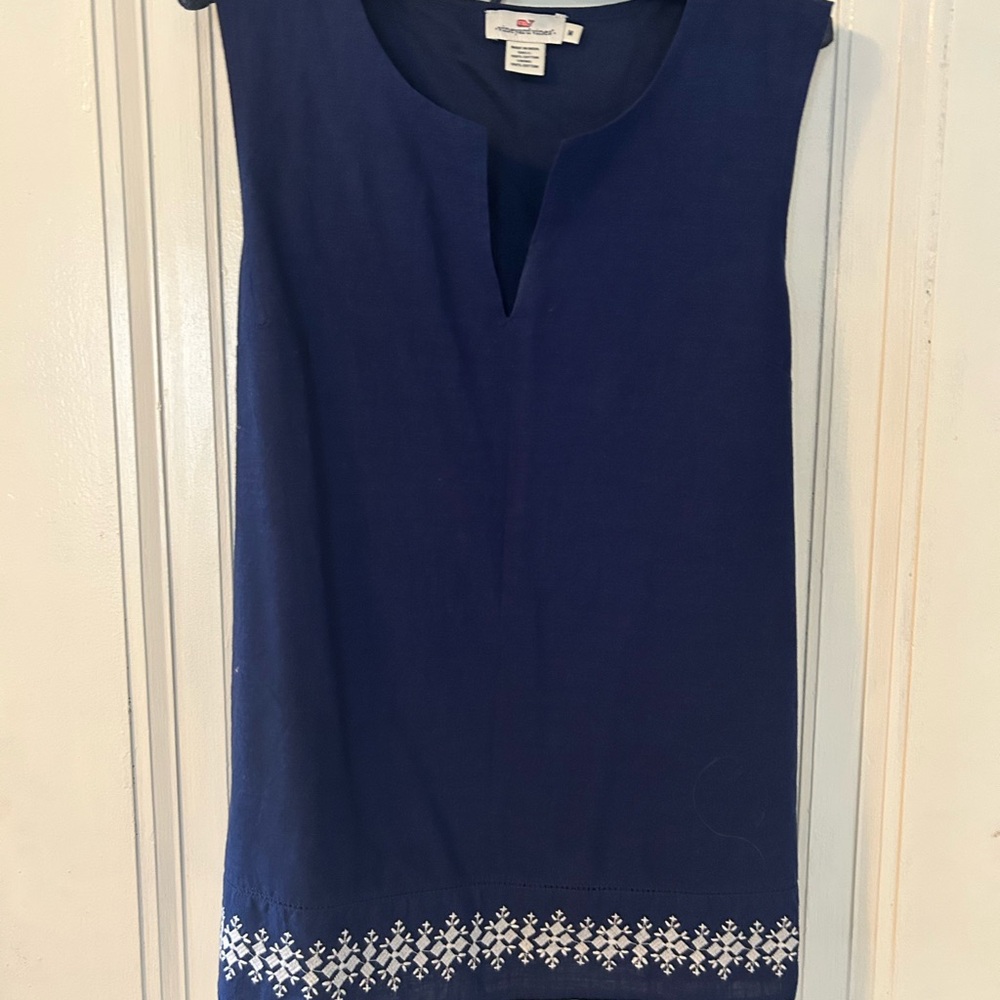 Women’s Vineyard Vines sleeveless top, M